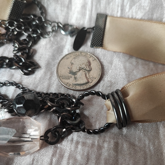 NY Co Ribbon Lucite Bauble Oversized Statement Necklace Faux Pearls Gunmetal - Picture 8 of 15